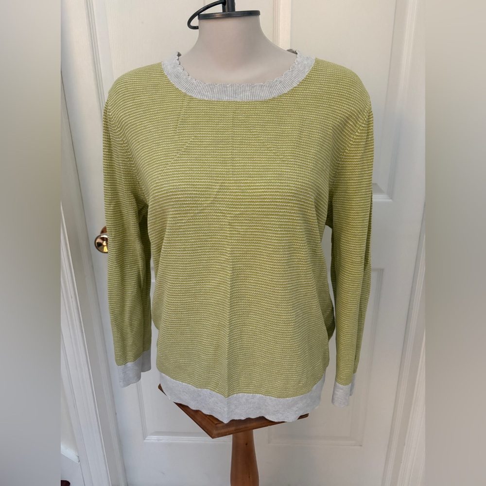 Banana Republic Lime and Gray Crew Neck Sweater